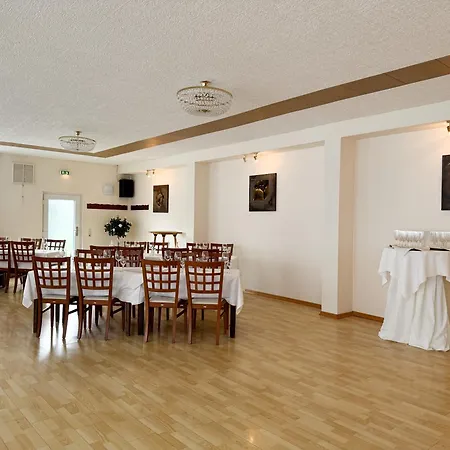 Harzhotel Gruenett Отель Лангельсхайм
