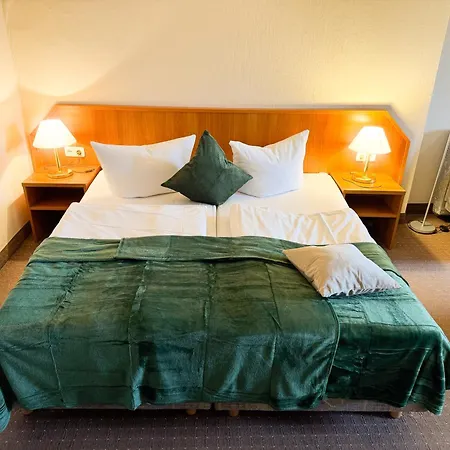 Harzhotel Gruenett Отель Лангельсхайм